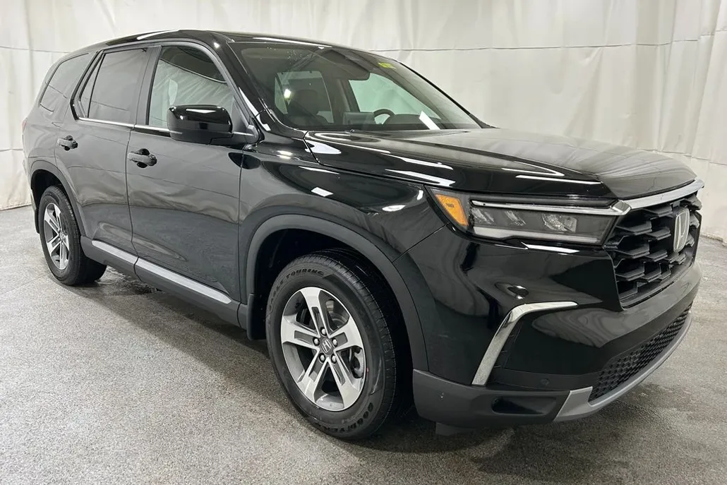2025 Honda Pilot EX-L photo 1