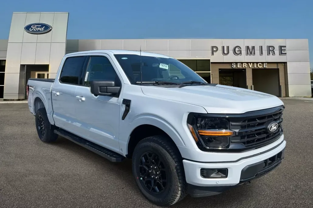 2025 Ford F-150 XLT photo 1