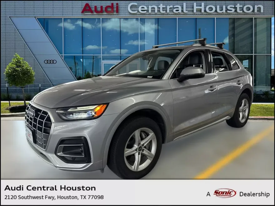 2023 Audi Q5 Premium photo 1