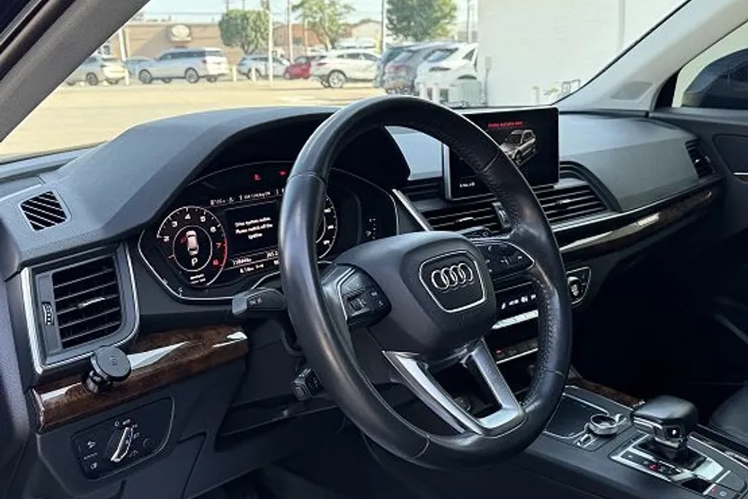 2018 Audi Q5 TFSI Premium Plus photo 1