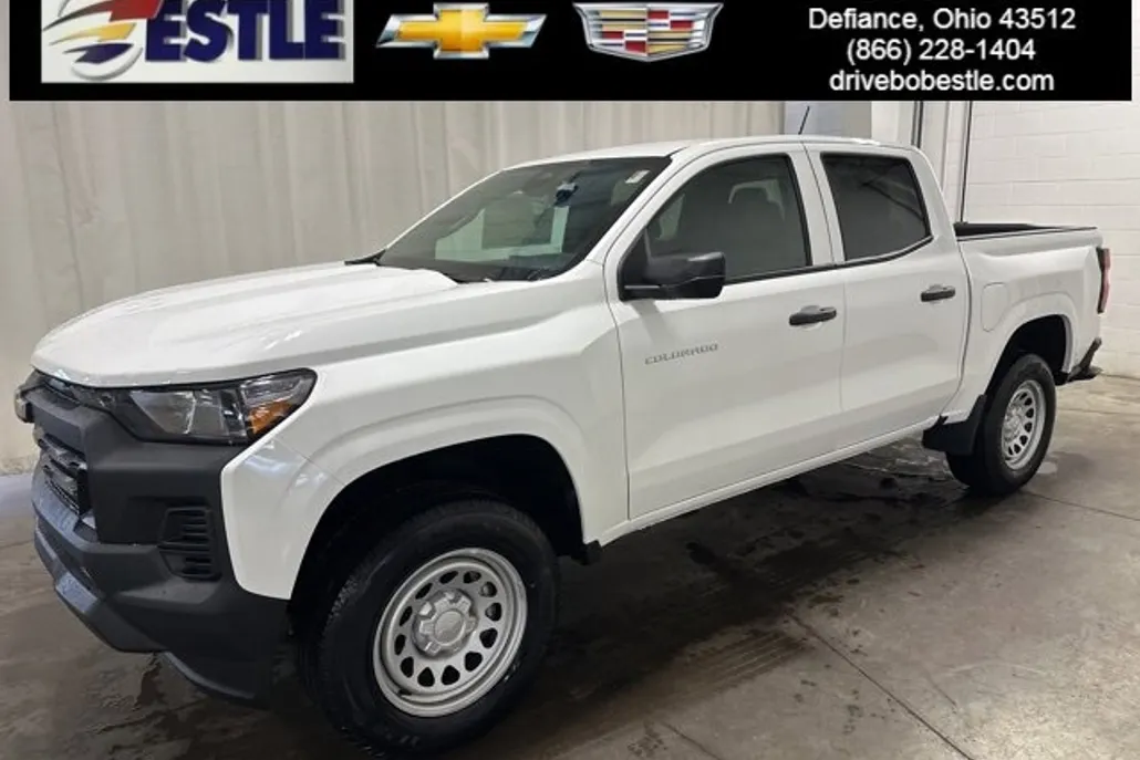 2025 Chevrolet Colorado LT photo 1