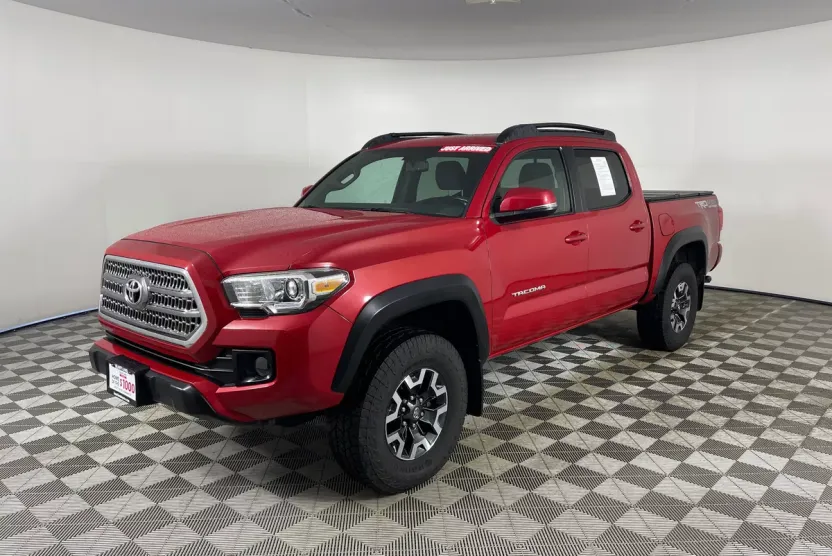 2016 Toyota Tacoma TRD V6 photo 1