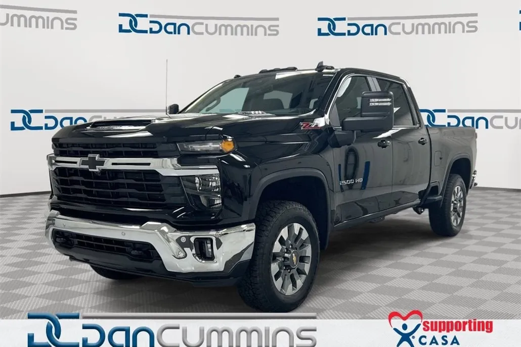 2025 Chevrolet Silverado 2500HD LT photo 1