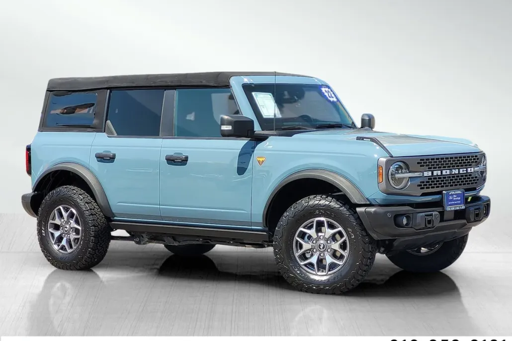 2022 Ford Bronco Badlands photo 1