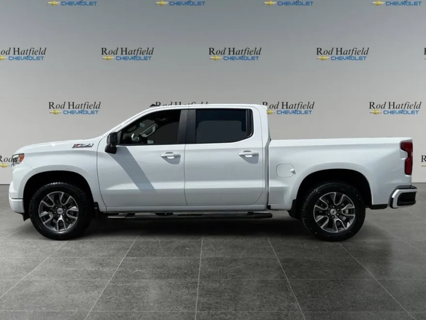 2024 Chevrolet Silverado 1500 RST photo 1