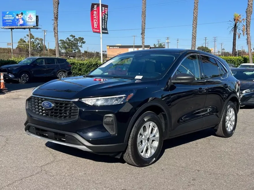 2024 Ford Escape Active photo 1