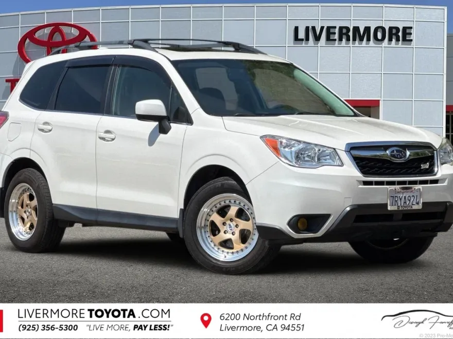 2016 Subaru Forester 2.5i Limited photo 1