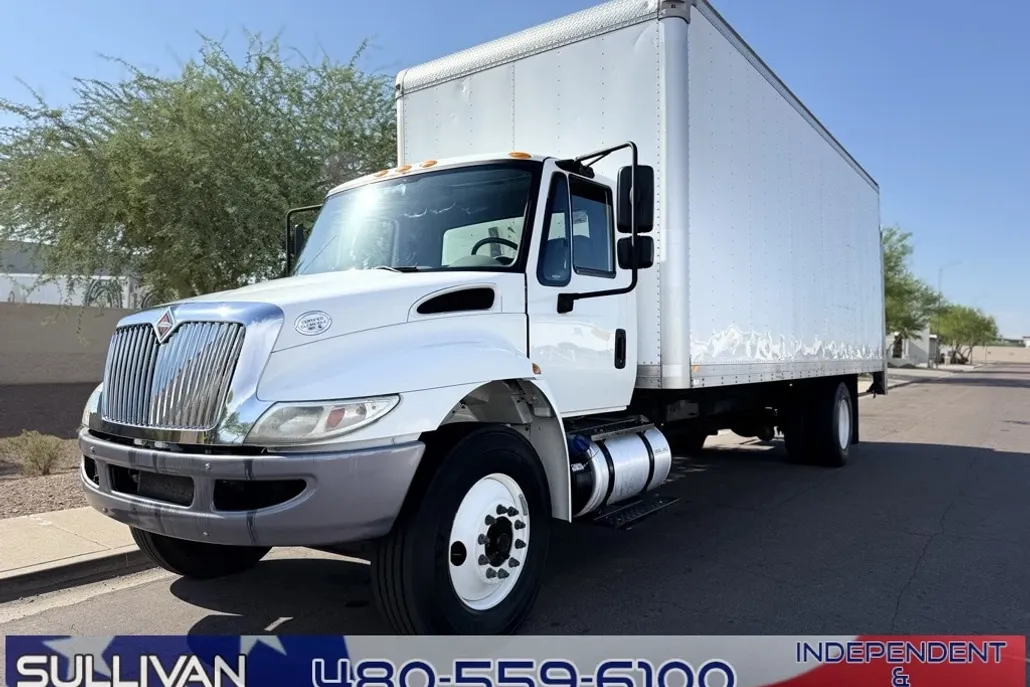 2019 International 4300 DuraStar 4300 photo 1