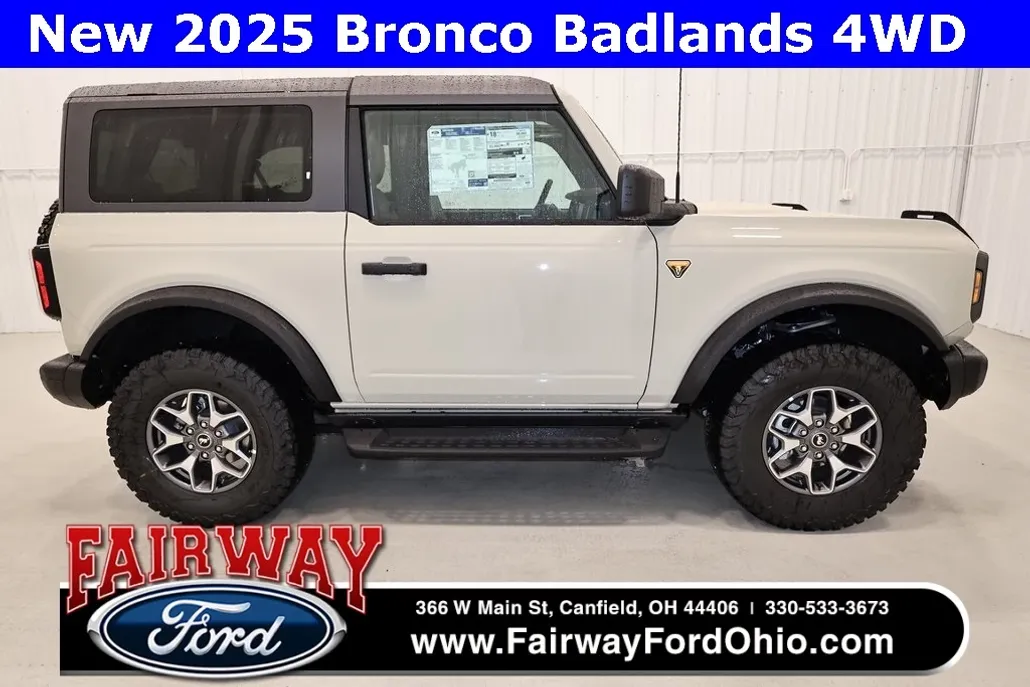 2025 Ford Bronco Badlands photo 1