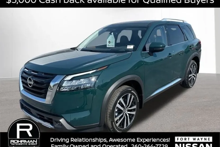 2025 Nissan Pathfinder Platinum photo 1