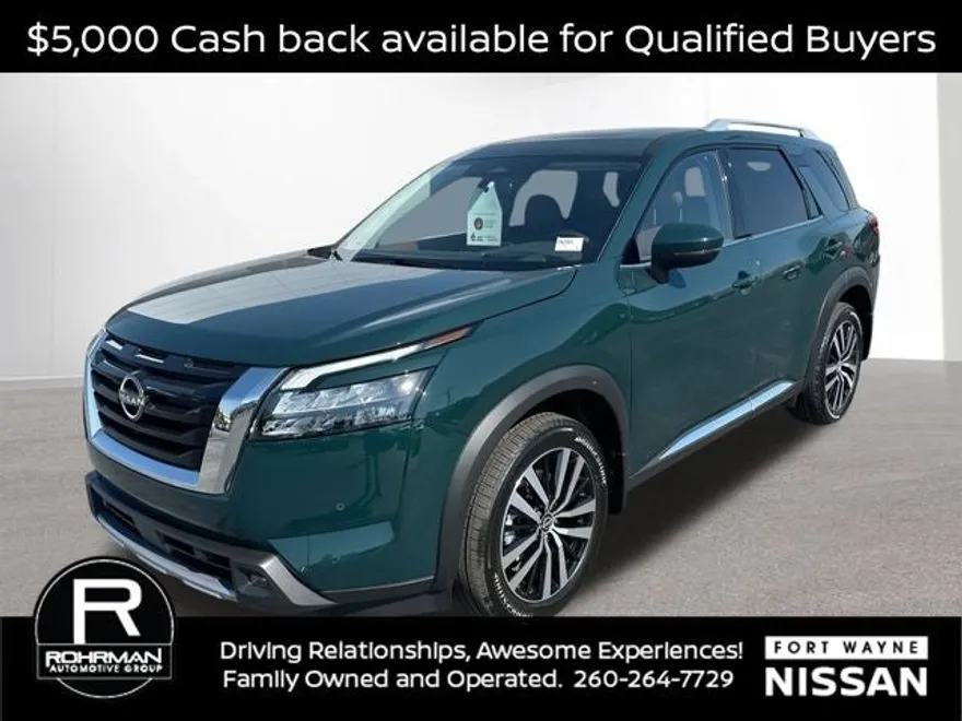 2025 Nissan Pathfinder Platinum photo 1