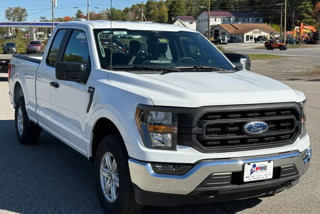 2023 Ford F-150 photo 1