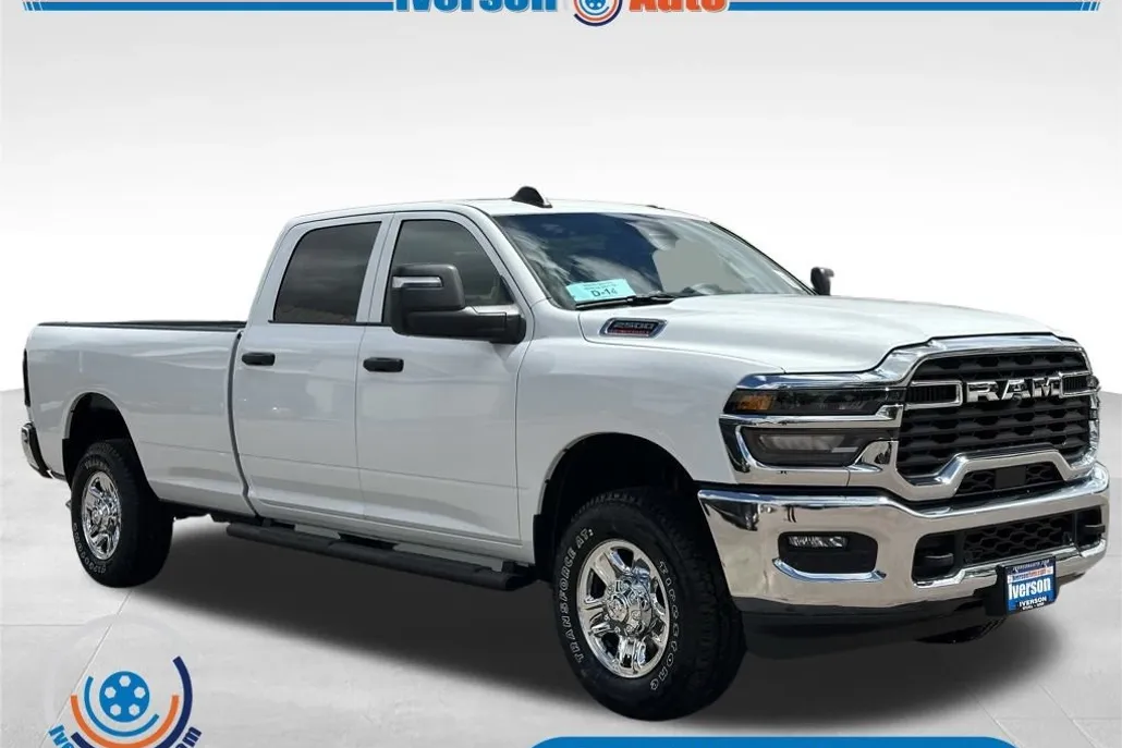2025 Ram 2500 Tradesman photo 1
