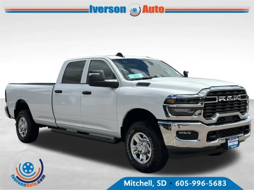 2025 Ram 2500 Tradesman photo 1