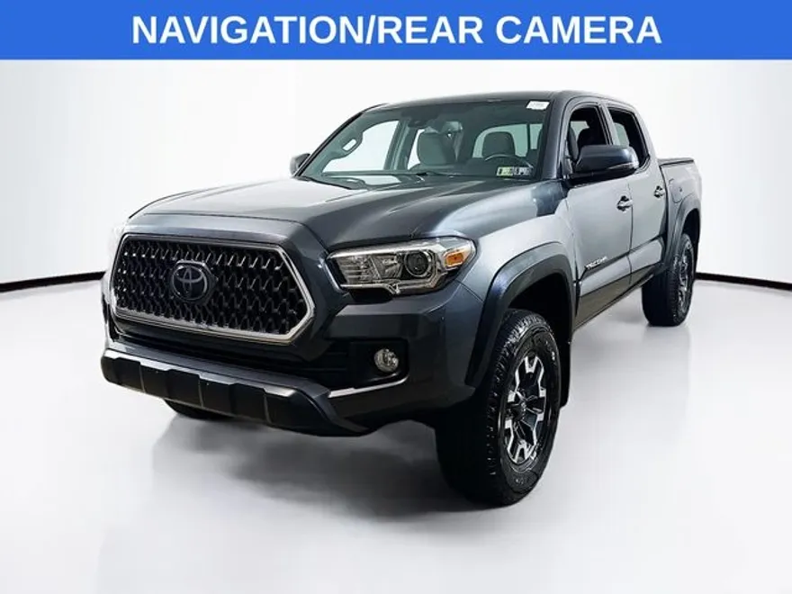 2018 Toyota Tacoma TRD Off-Road photo 1