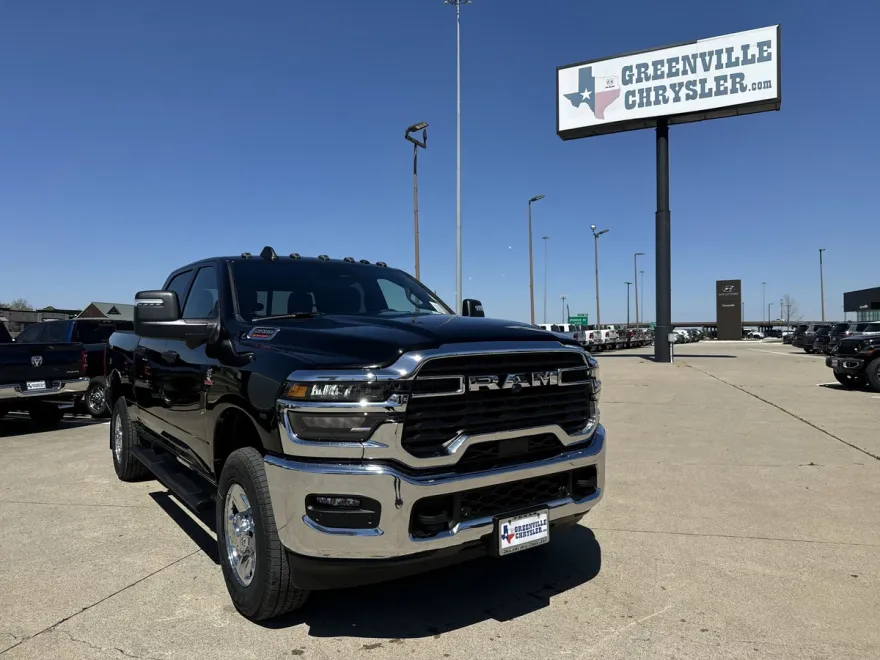 2025 Ram 2500 Tradesman photo 1