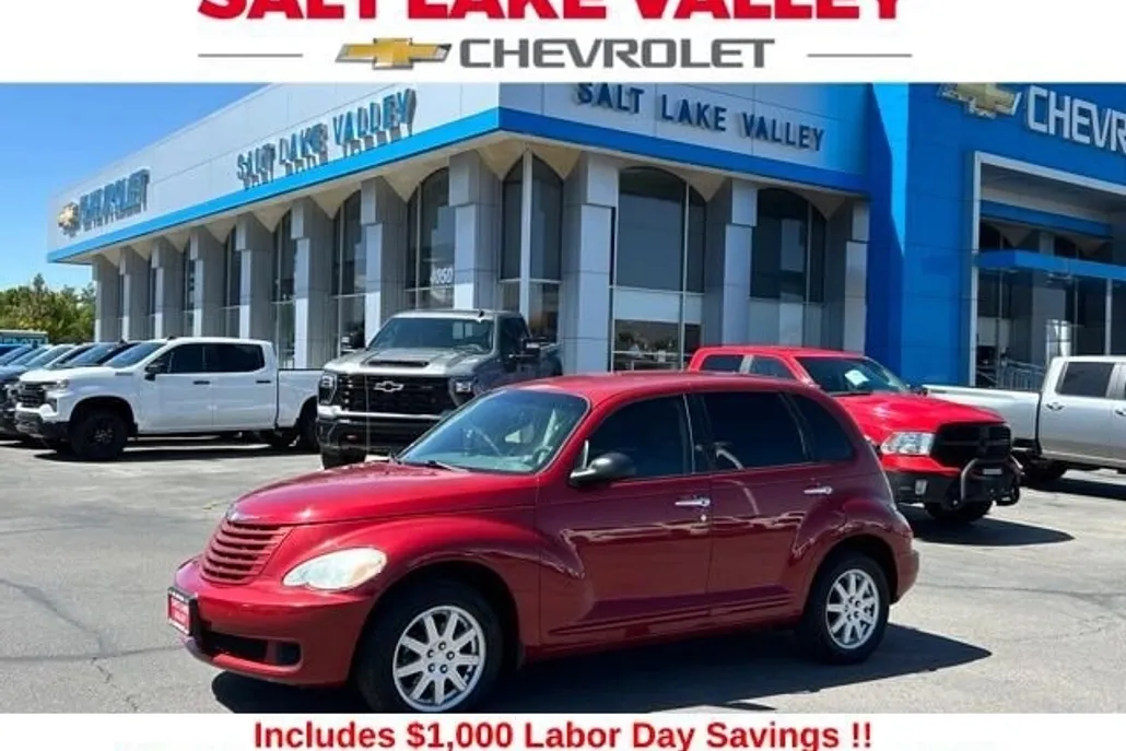 2009 Chrysler PT Cruiser Base photo 1