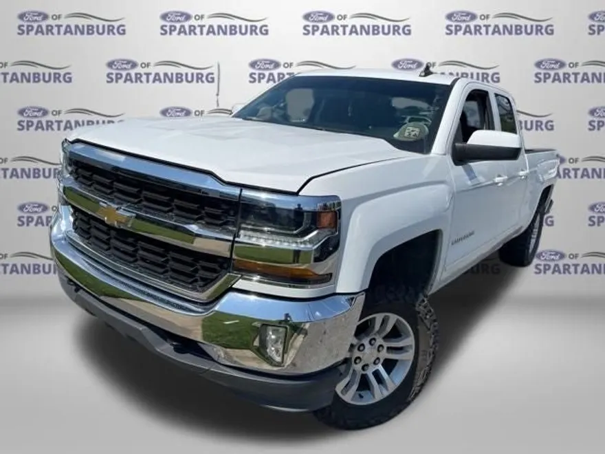 2017 Chevrolet Silverado 1500 LT1 photo 1