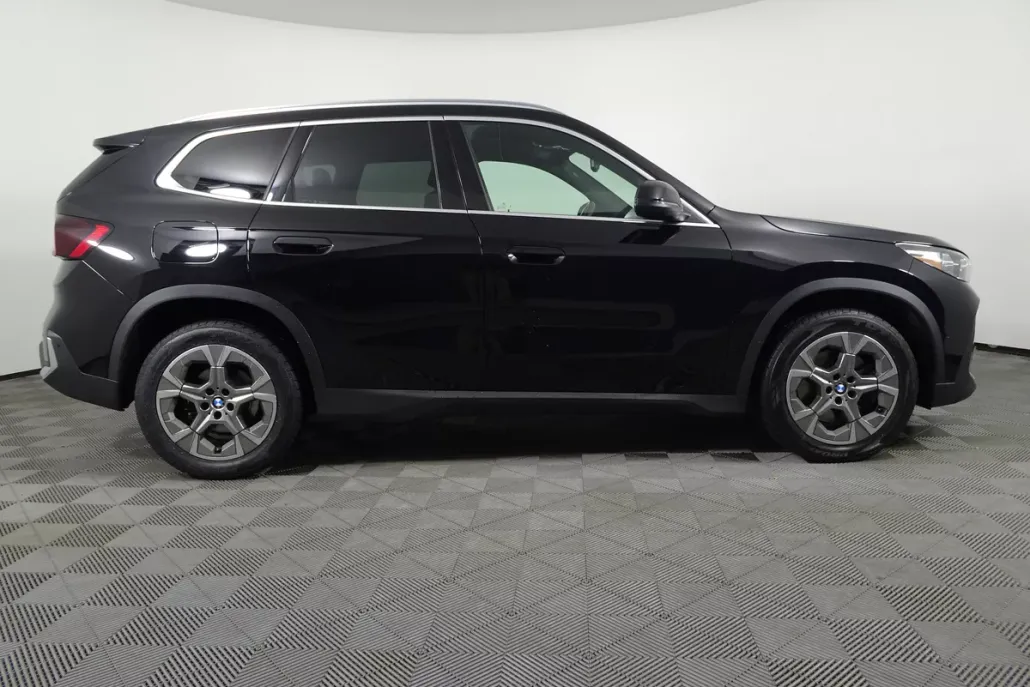 2023 Bmw X1 XDrive28i photo 1