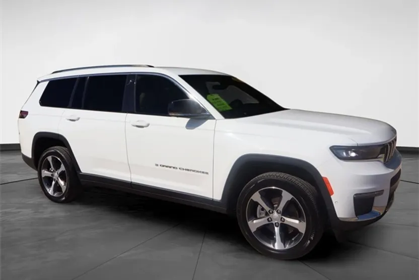 2023 Jeep Grand Cherokee Limited photo 1