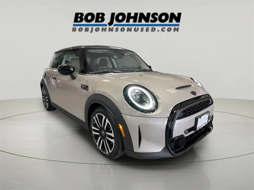 2023 Mini Cooper 2 Door Hardtop S photo 1