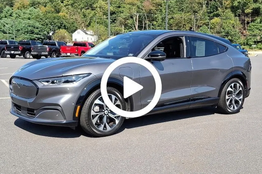 2021 Ford Mustang Mach-E Premium photo 1