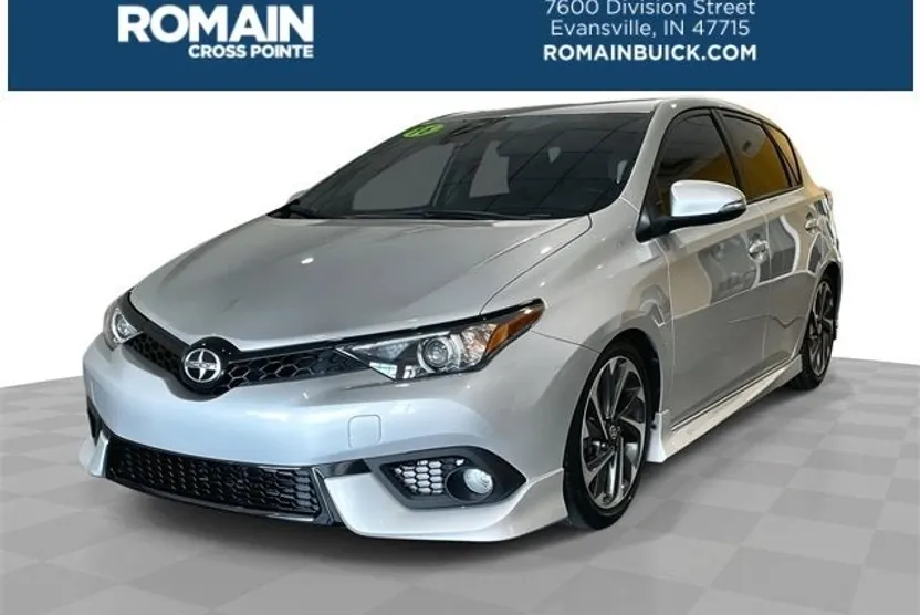 2016 Scion iM Base photo 1