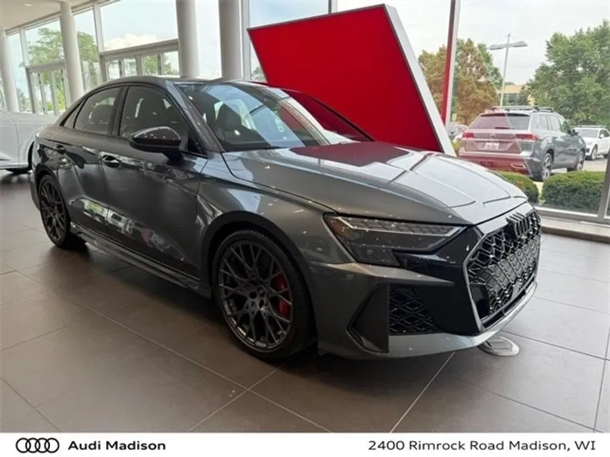 2025 Audi RS 3 Base photo 1