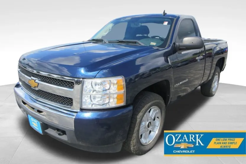 2009 Chevrolet Silverado 1500 LT photo 1