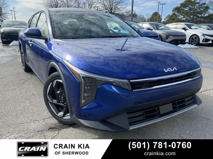 2025 Kia K4 EX photo 1