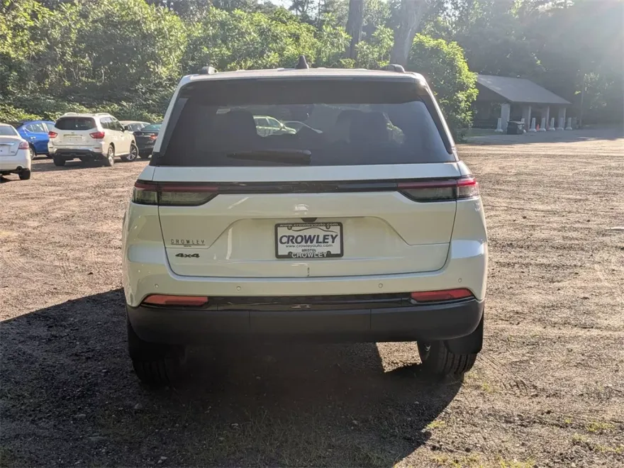 2025 Jeep Grand Cherokee Altitude X photo 1