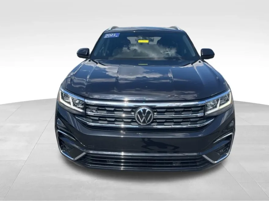2021 Volkswagen Atlas Cross Sport V6 SE Technology R-Line photo 1