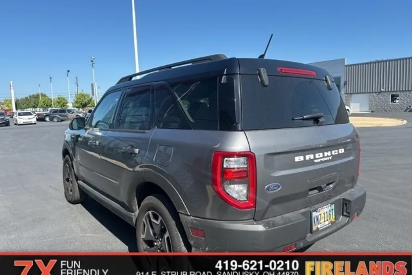 2021 Ford Bronco Sport Outer Banks photo 1
