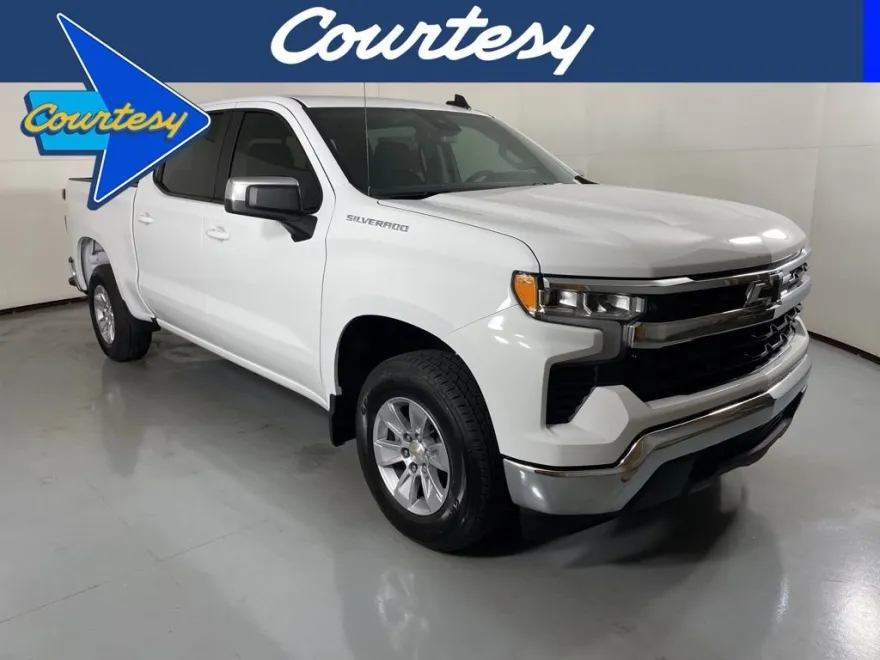 2026 Chevrolet Silverado 1500 LT photo 1