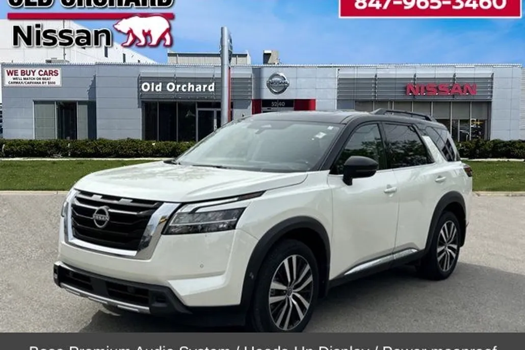 2024 Nissan Pathfinder Platinum photo 1