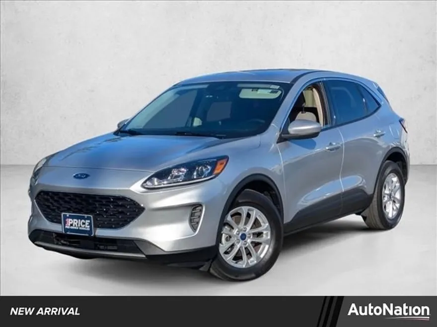 2020 Ford Escape SE photo 1