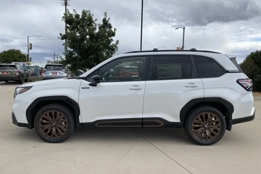 2025 Subaru Forester Sport photo 1