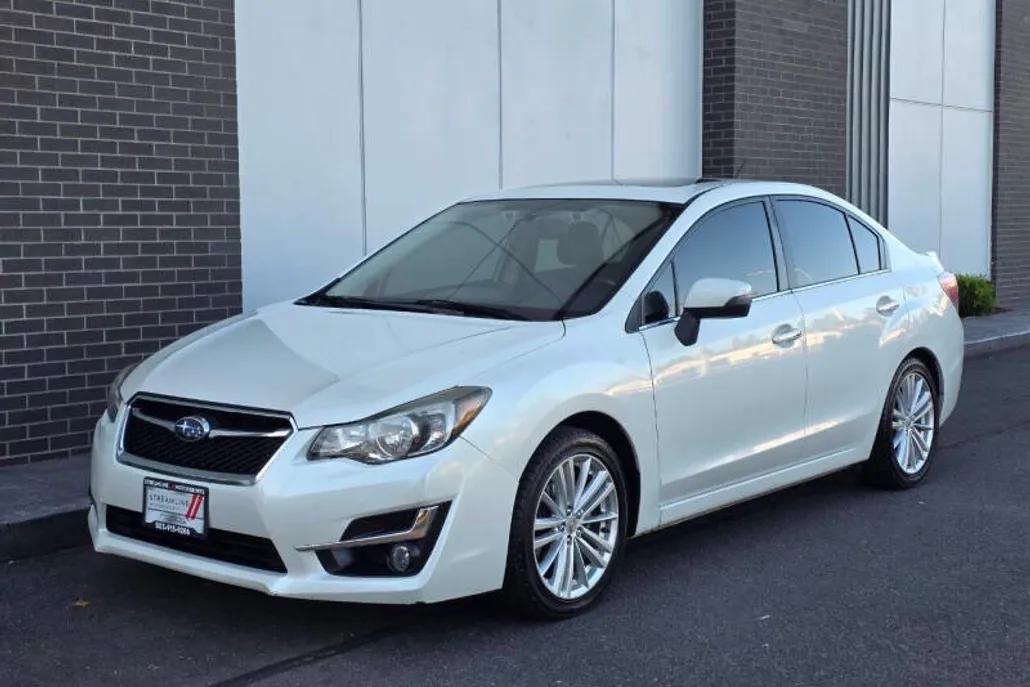 2015 Subaru Impreza 2.0i Limited photo 1