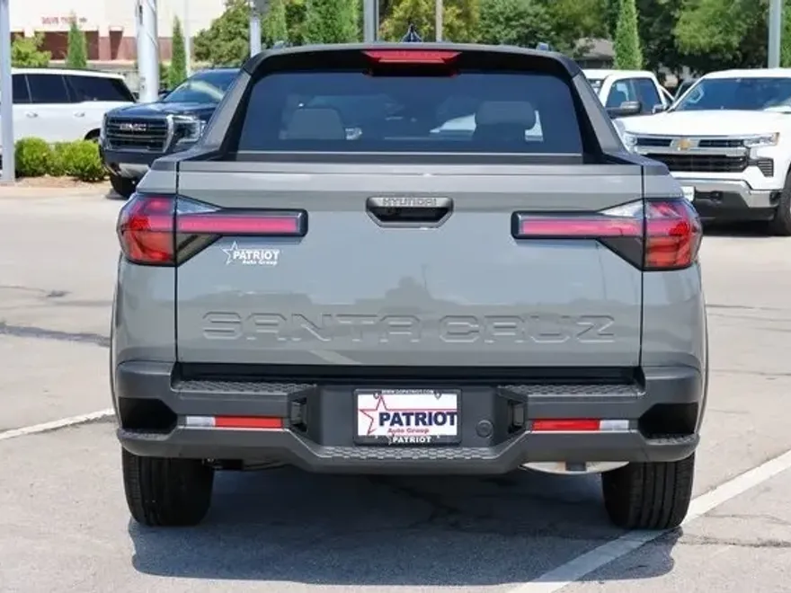 2026 Hyundai Santa Cruz SEL photo 1