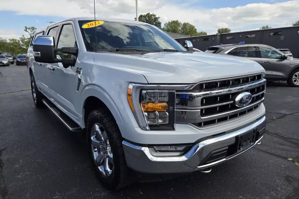 2022 Ford F-150 Lariat photo 1