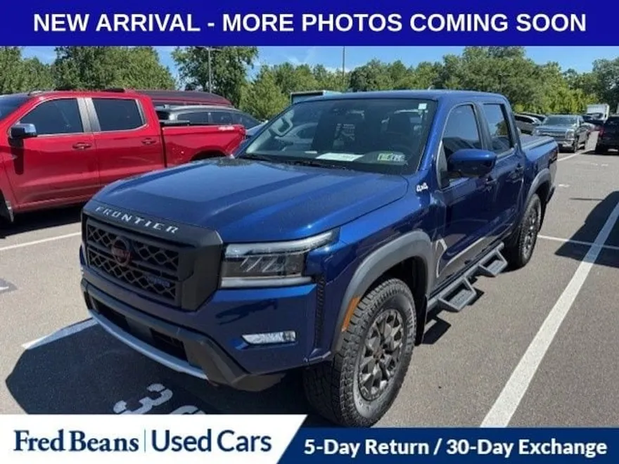 2022 Nissan Frontier PRO-4X photo 1