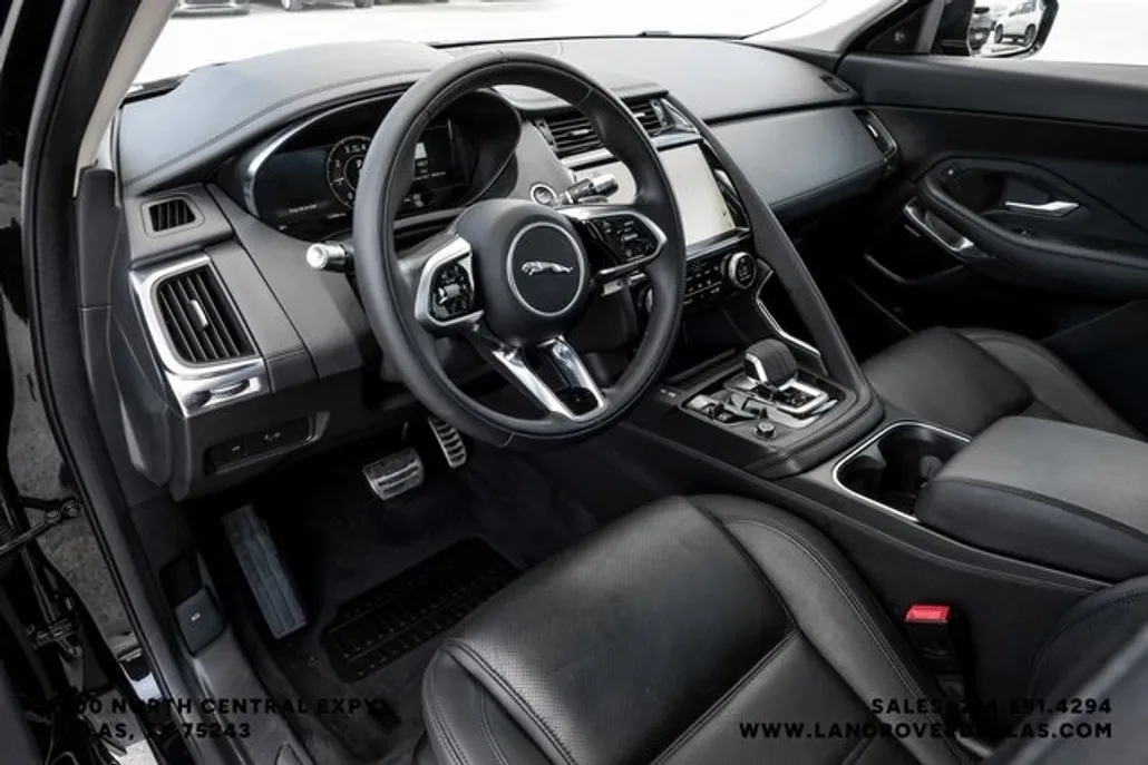 2022 Jaguar E-PACE P250 SE photo 1