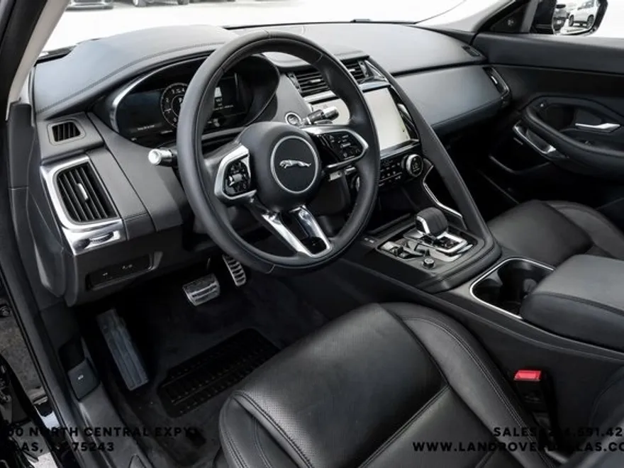 2022 Jaguar E-PACE P250 SE photo 1