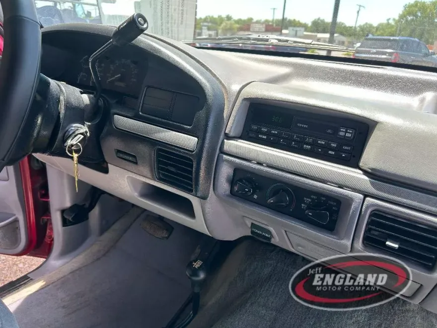 1995 Ford Bronco First Edition photo 24