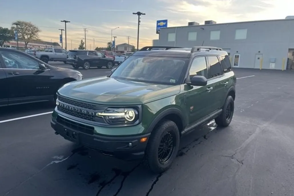 2024 Ford Bronco Sport Badlands photo 1