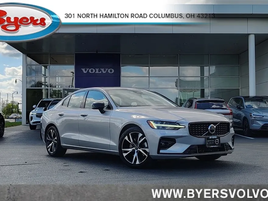 2025 Volvo S60 B5 Core photo 1