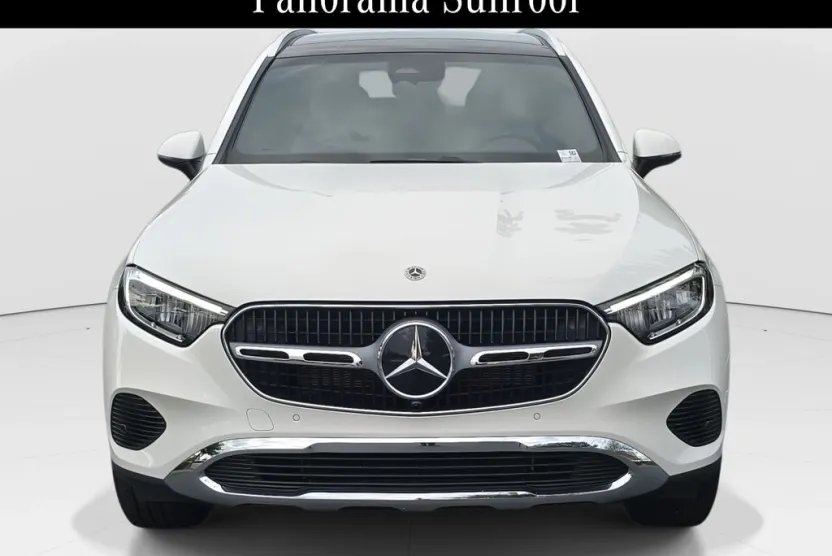 2025 Mercedes Benz GLC 300 4MATIC photo 1
