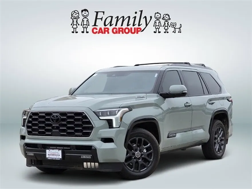 2024 Toyota Sequoia Platinum photo 1