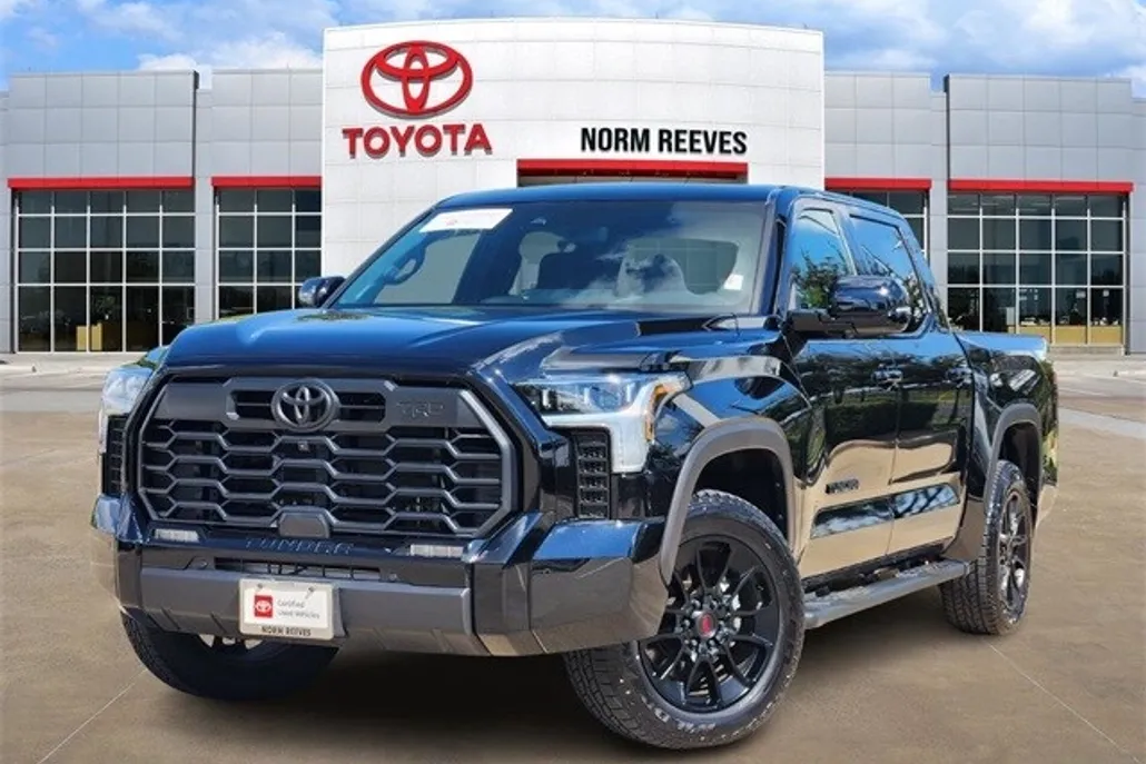 2025 Toyota Tundra Limited photo 1