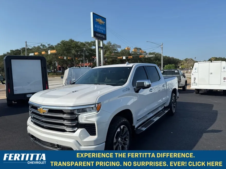 2023 Chevrolet Silverado 1500 High Country photo 1
